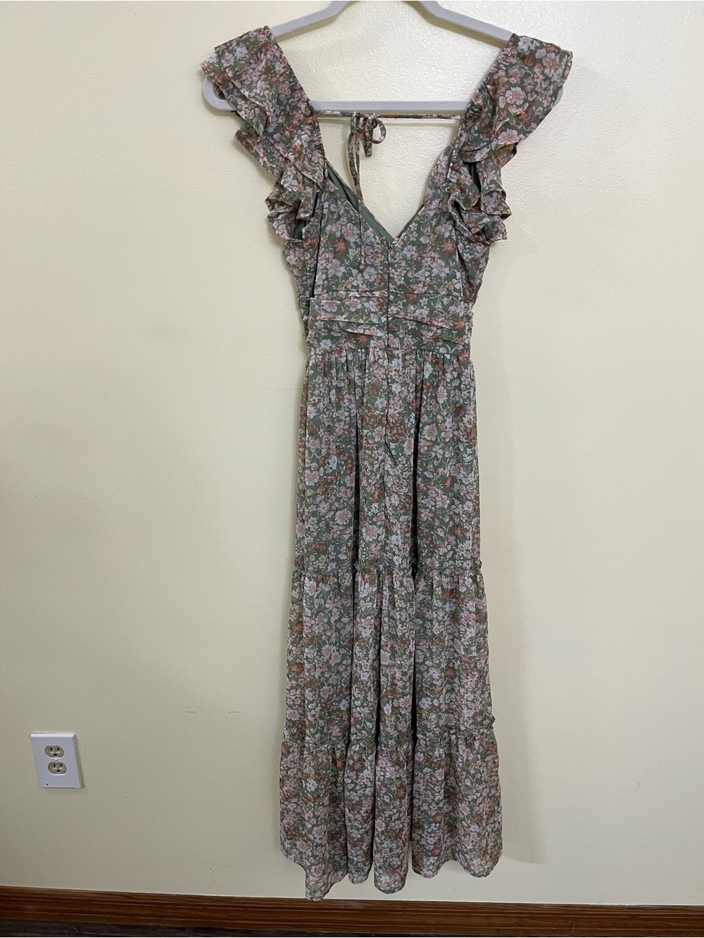 NEW Altar’d State Green Floral Maxi Dress Size Med, Large & XXL Available NWT - Picture 5 of 7